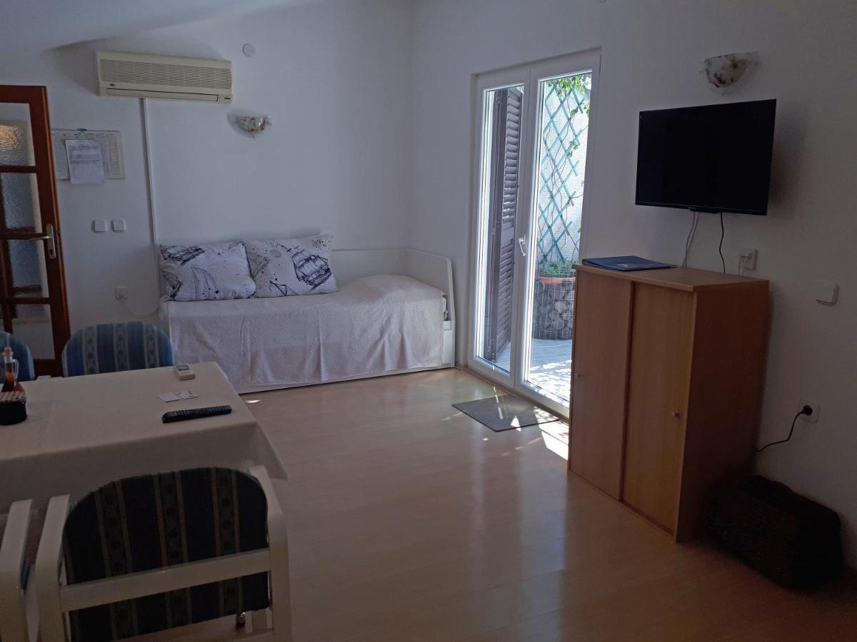 Apartments With A Parking Space Zavala, Hvar - 8912 外观 照片
